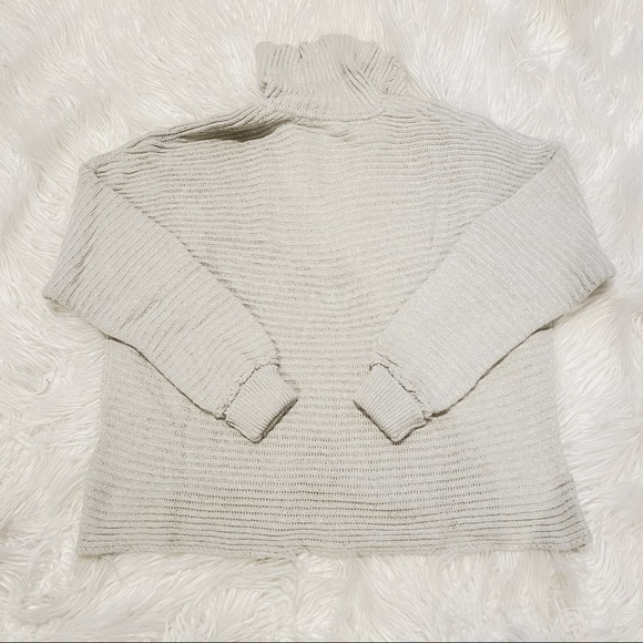 Free People Marlie Pullover Sweater in Pebble - Picture 4 of 7